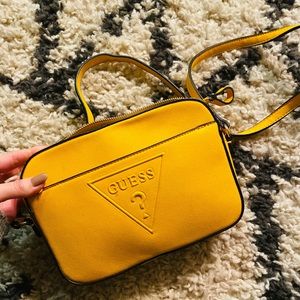 Guess crossbody purse